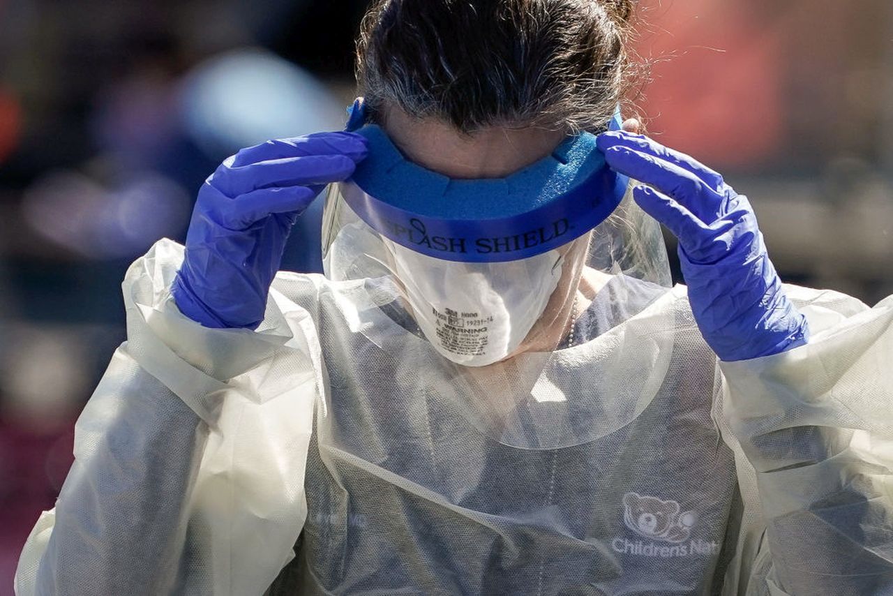 Coronavirus, allarme degli anestesisti: "Terapie intensive a rischio in tutta Italia"