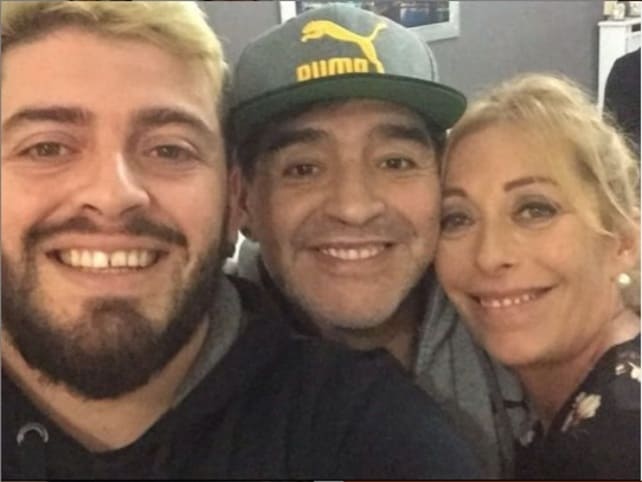 La commovente foto di addio di Cristiana Sinagra a Maradona