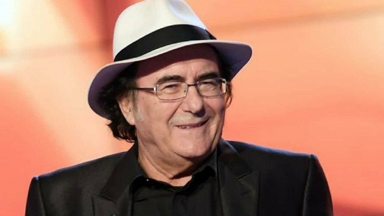 albano-carrisi-cappello-solonotizie24