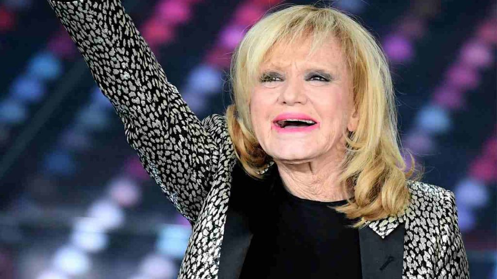 La dimora del cuore di Rita Pavone: 1200 mq, oggi casa di riposo [FOTO]
