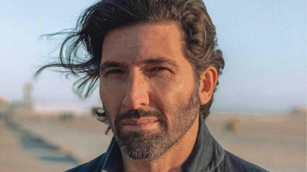 Walter nudo doloroso lutto : “Il nostro faro ci ha lasciato”