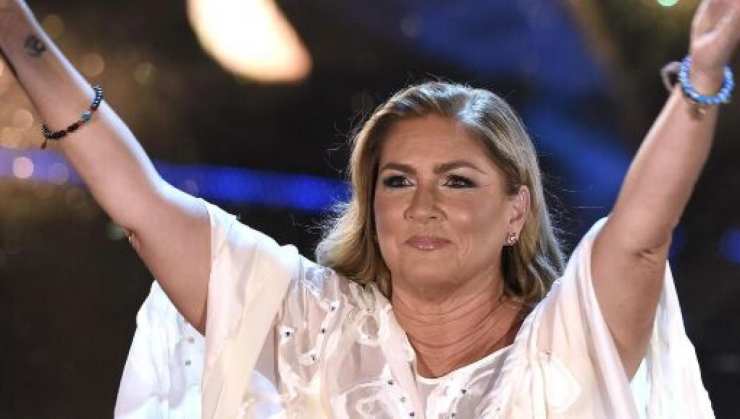 Romina Power ginocchio - Solonotizie24