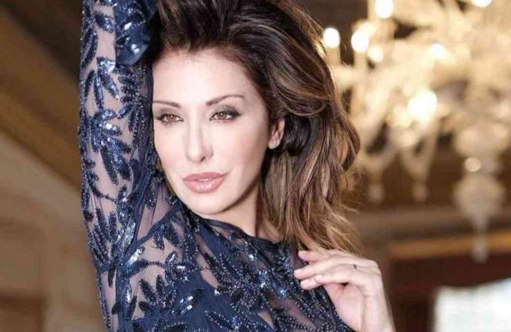 Sabrina Salerno Non Teme Il Freddo In Costume Sulla Neve La Foto
