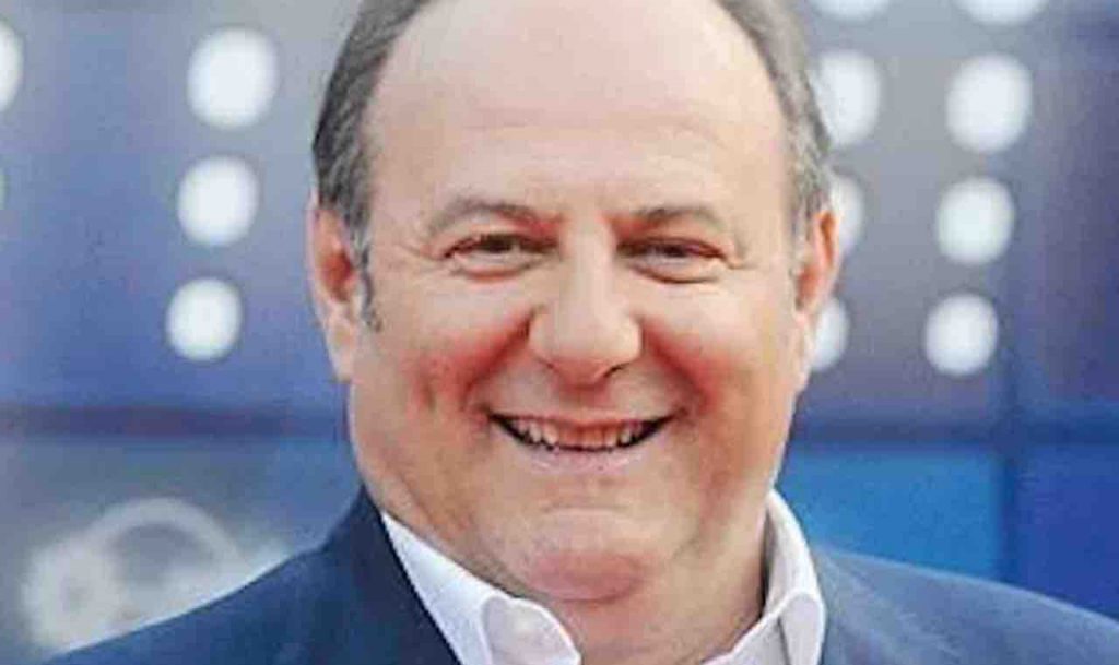 Gerry Scotti, chi è la compagna: l’architetto Gabriella è uno schianto [FOTO]