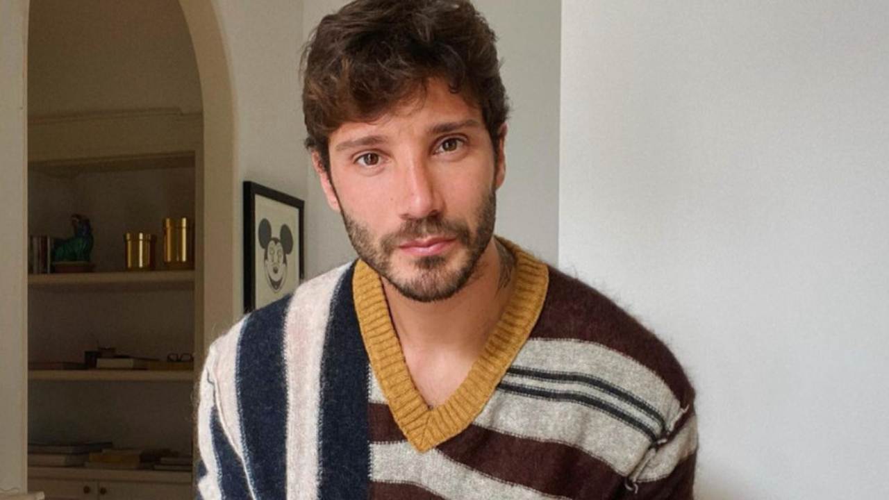 Stefano De Martino - Solonotizie24