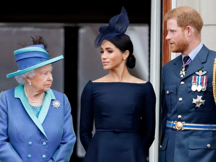 harry-meghan-addio-regina-solonotizie24