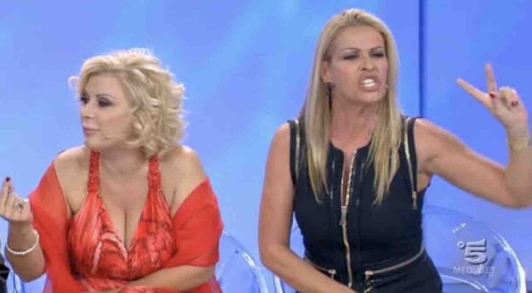 Catia Di Uomini E Donne Di Chi è Sorella