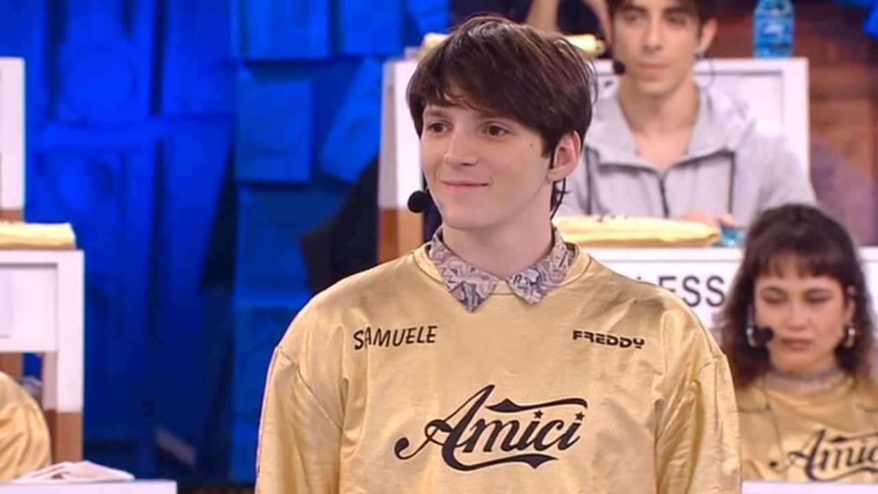 Samuele fidanzata Amici - Solonotizie24