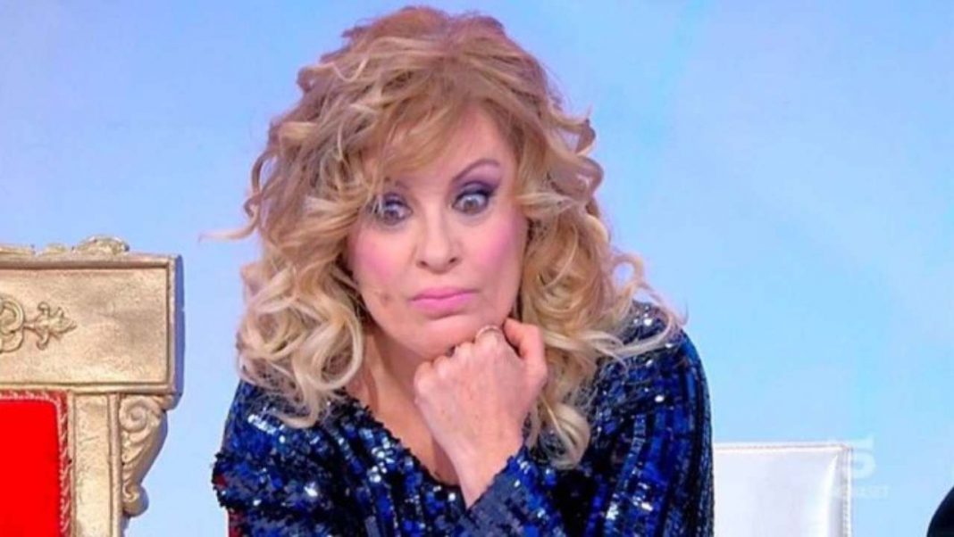 Perché Tina Cipollari Non è In Studio