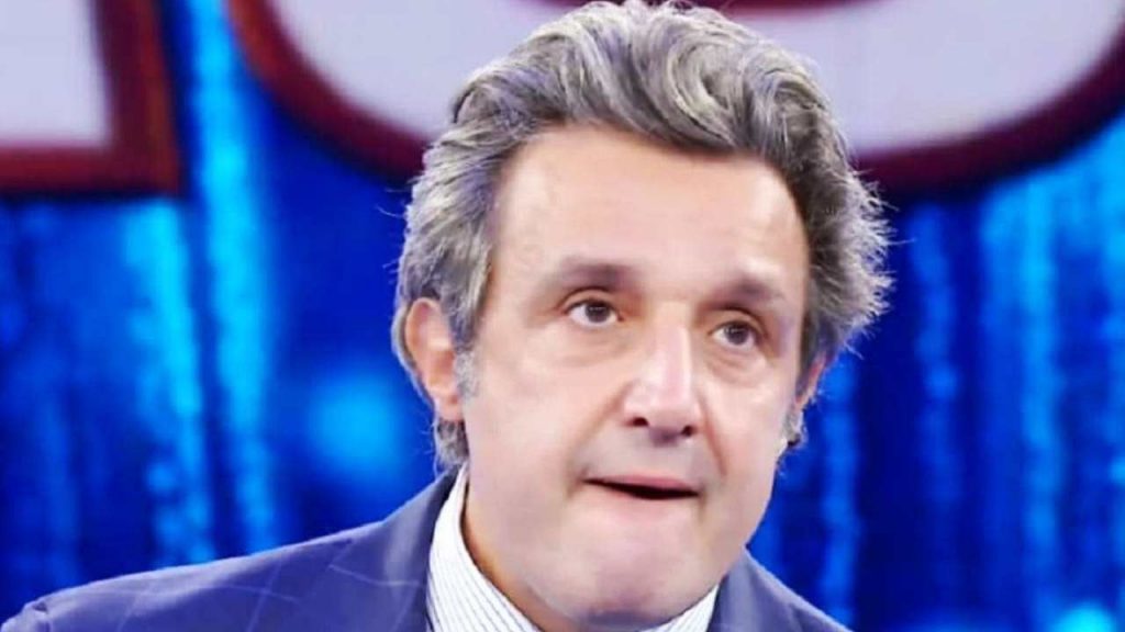 L’Eredità, Flavio Insinna contro gli autori: il conduttore non si trattiene, cosa è accaduto