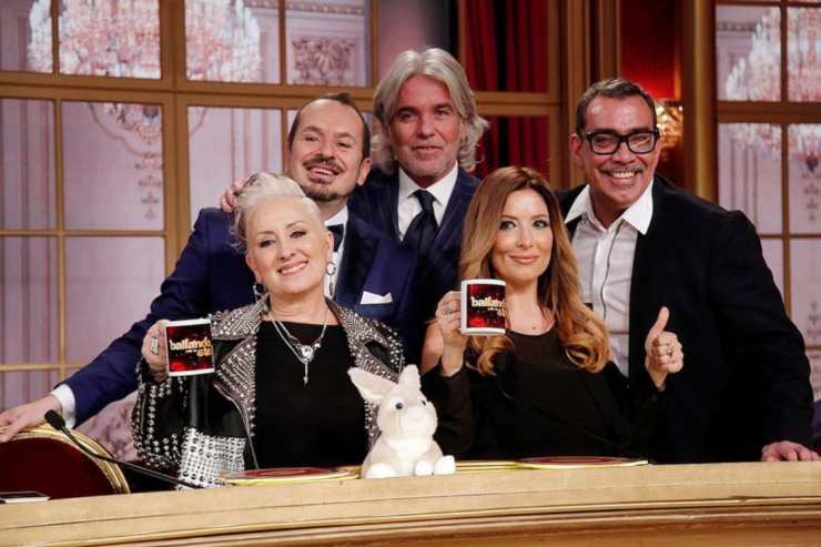 Milly Carlucci Ballando con le stelle - Solonotizie24