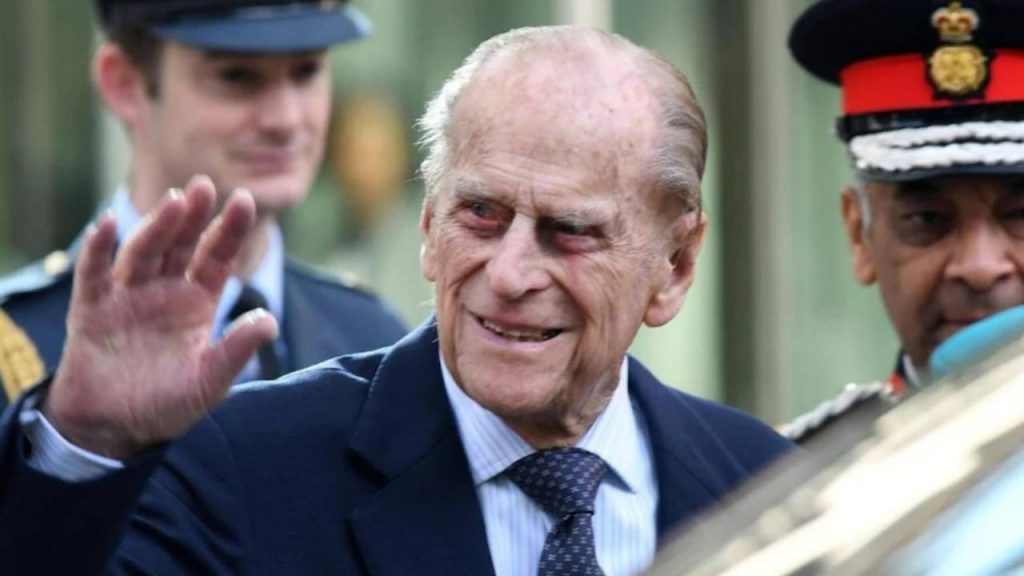 “Com’è morto davvero” Principe Filippo un mese dopo l’addio: svelate le reali cause del decesso