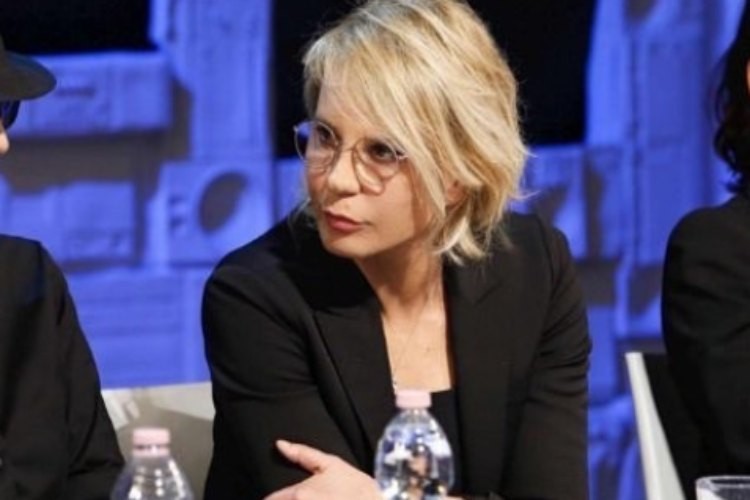 Maria De Filippi cede programma - Solonotizie24