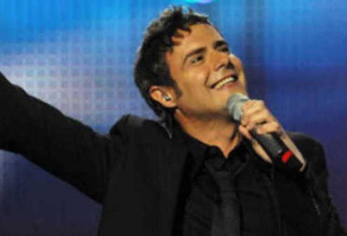 Paolo Meneguzzi, che fine ha fatto il cantante? Eccolo oggi, com'è