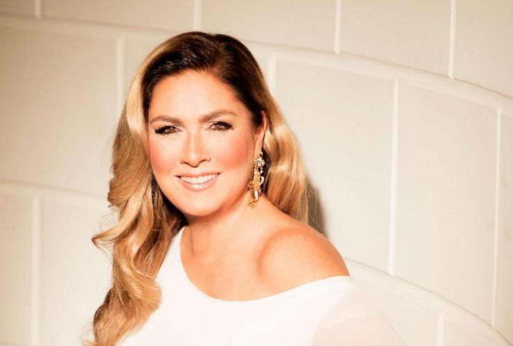 Romina Power ha occhi solo per lui - Solonotizie24