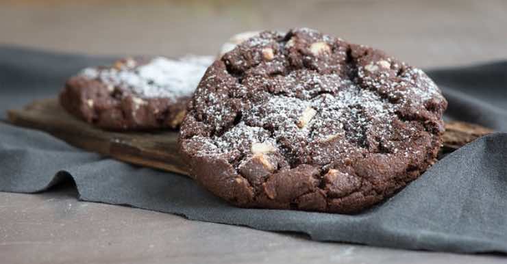 biscotti cioccolato e albume