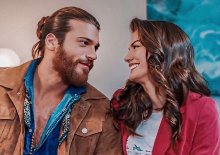 Can-yaman-e-Demet-Ozdemir-fidanzati-solonotizie24