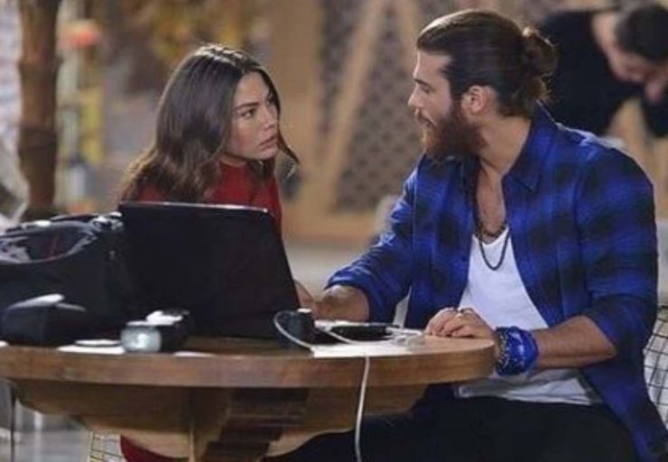 Can-yaman-e-Demet-Ozdemir-fidanzati-solonotizie24