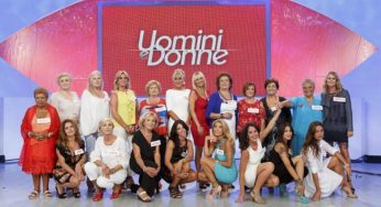Uomini e Donne, spunta a sorpresa la data di nozze di un cavaliere
