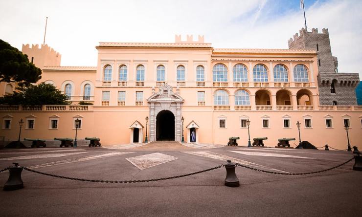 Alberto e Charlene di Monaco palazzo - Solonotizie24