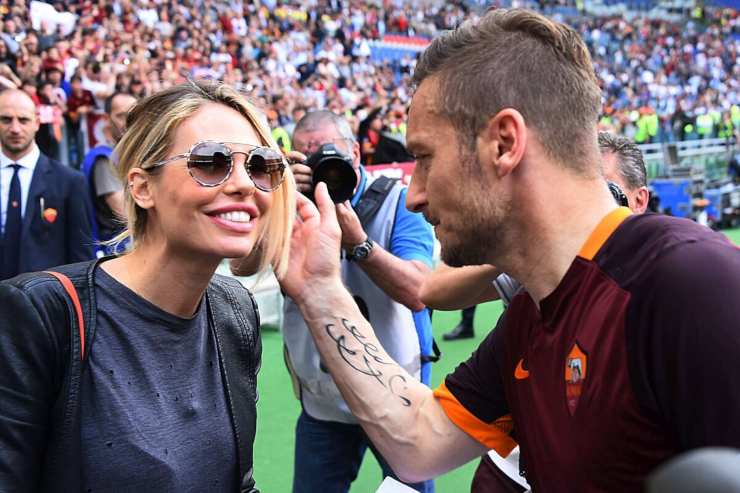 Ilary Blasi cena Totti - Solonotizie24