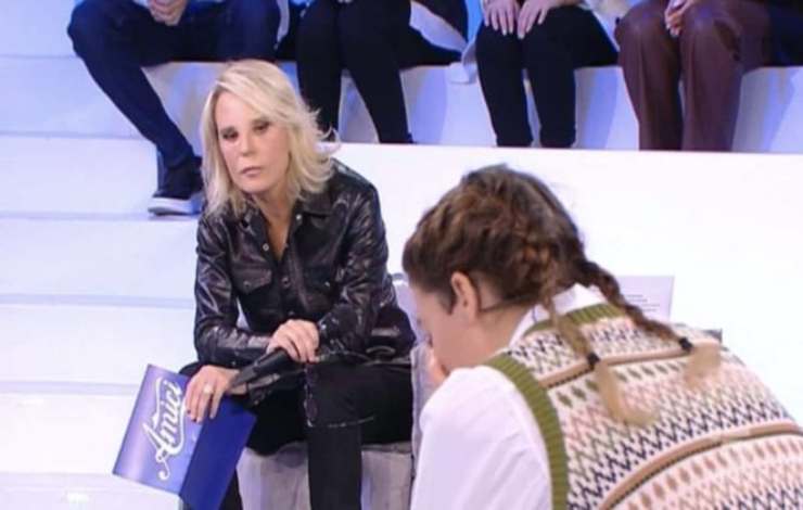 Maria De Filippi gela Amici - Solonotizie24