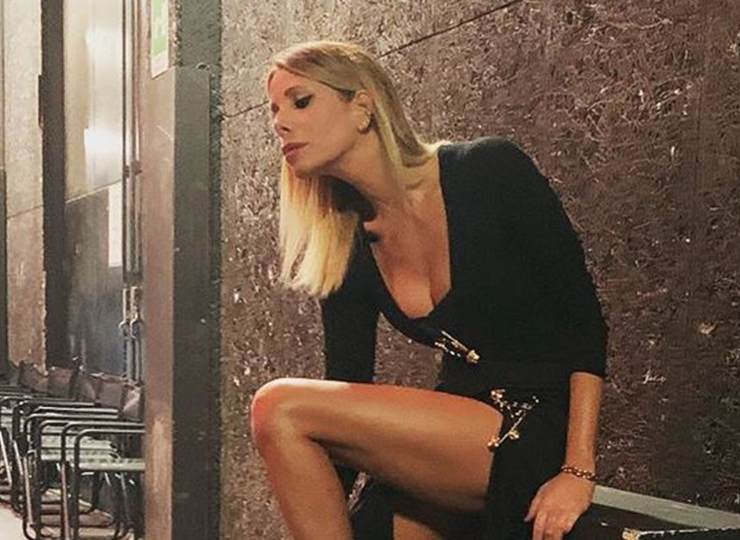 Alessia Marcuzzi viso stravolto chirurgia - Solonotizie24