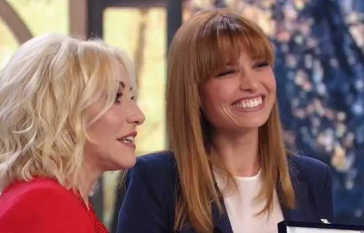 Antonella Clarici e Carlotta Mantovan sorriso - Solonotizie24