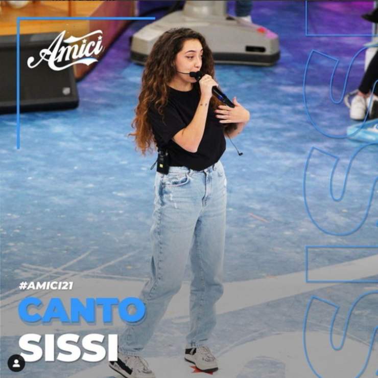 Sissi Amici lascia fidanzato - Solonotizie24