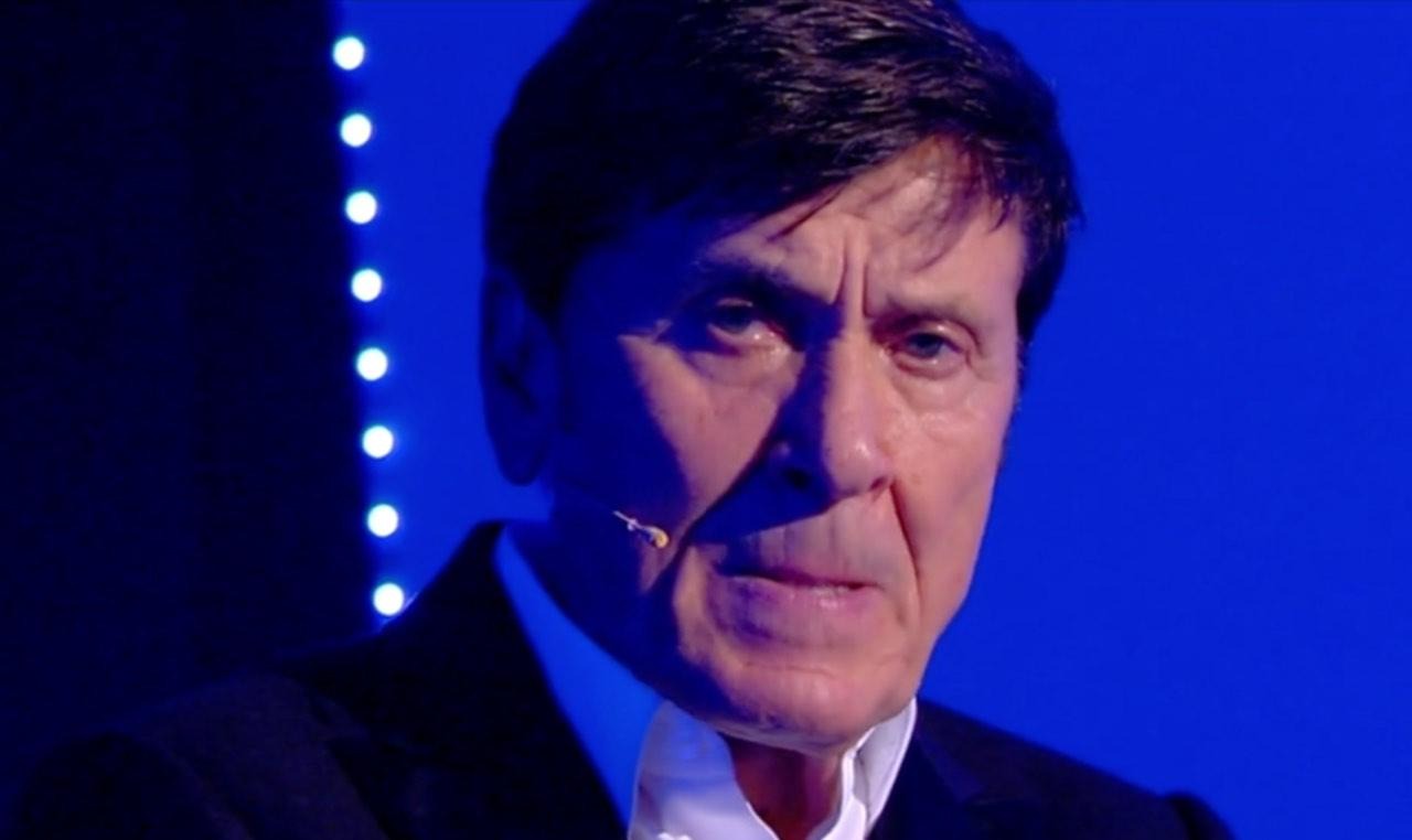 Gianni Morandi in lacrime - Solonotizie24