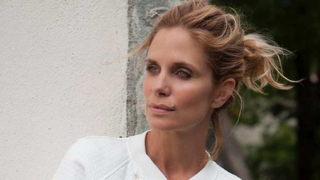 Filippa Lagerback, volto stravolto dalla chirurgia: su Instagram così