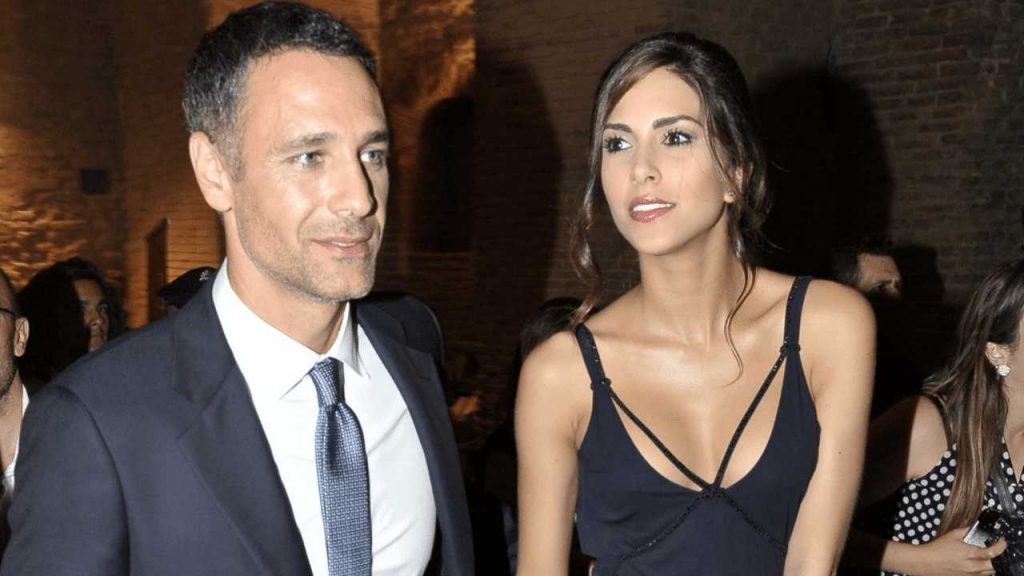 Raoul Bova e Rocio Morales, dopo anni d’amore e due figli arriva la verità