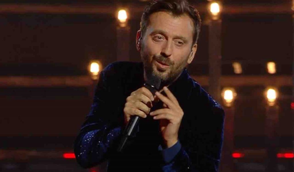 Cesare Cremonini, le foto della bellissima fidanzata 25enne