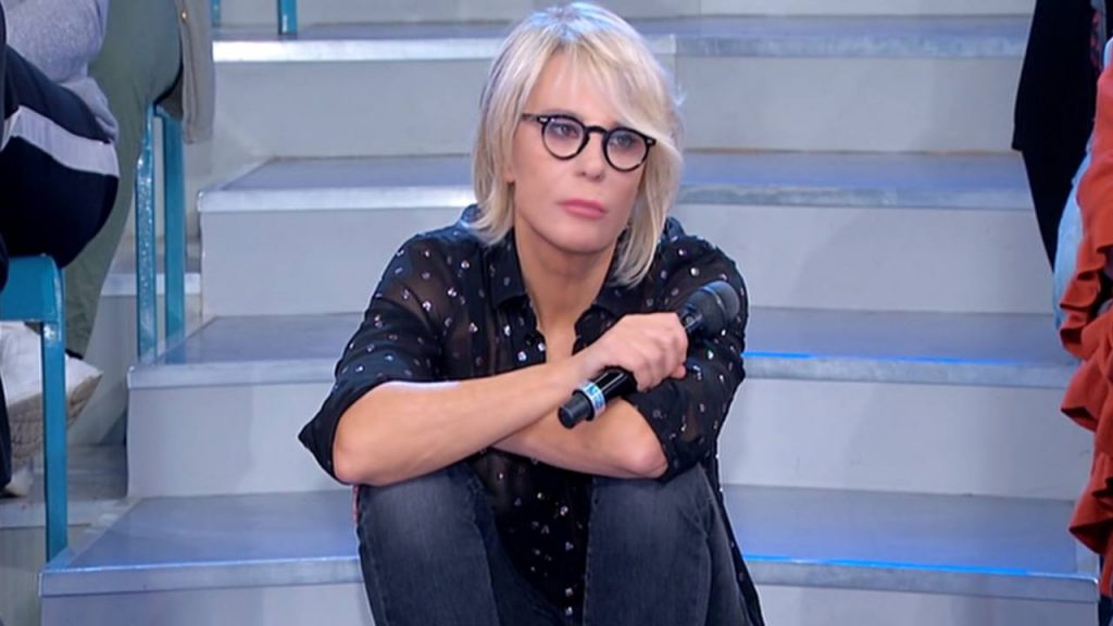 Uomini e Donne, Maria presenta la nuova tronista: chi è e cosa fa FOTO