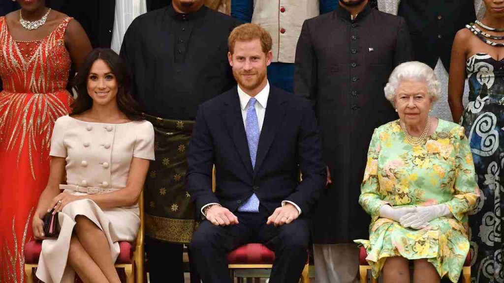 “Quando la Regina morirà”, Harry e Meghan voci terrificanti a Palazzo