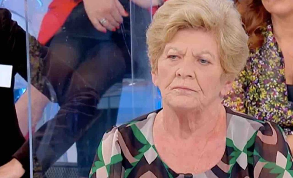 Uomini e Donne, Pinuccia e il suo passato da Miss. Da giovane bellissima
