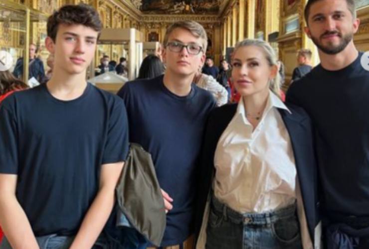 Barbara Berlusconi: al Louvre, il suo outfit è pazzesco! Foto presa dal profilo Instagram di Barbara Berlusconi