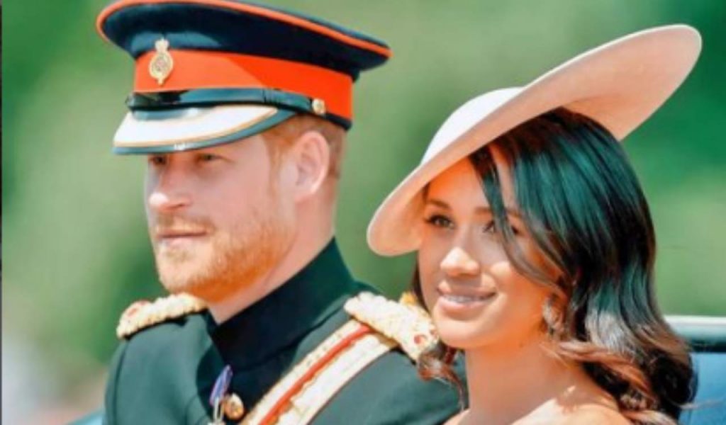 Royal Family, la figlia di Harry e Meghan compie 1 anno: il regalo di nonna Regina Elisabetta