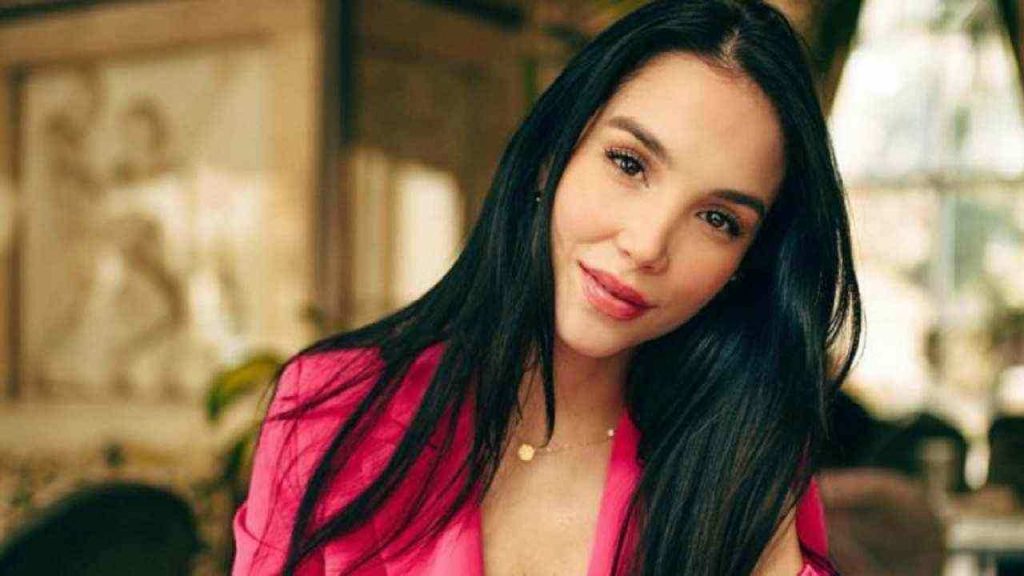 Paola Di Benedetto dopo il GF Vip il nuovo amore: finalmente esce allo scoperto