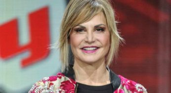 Simona Ventura, spunta la foto del passato: irriconoscibile