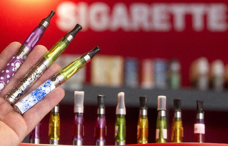 rischi vaping anche per le sigarette elettroniche